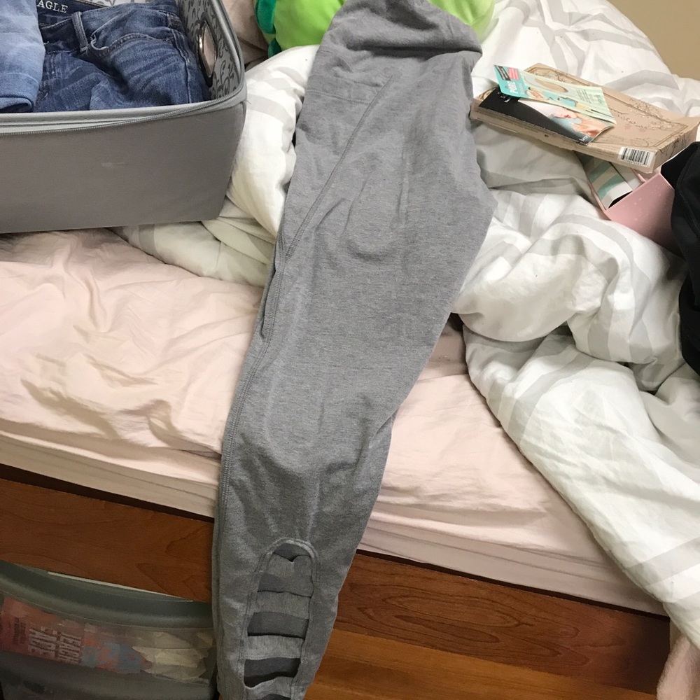 Victoria’s Secret leggings